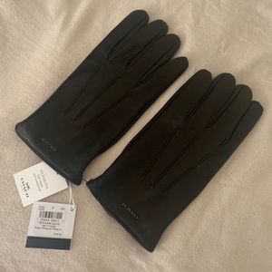 NWT Coach Leather Tech Gloves